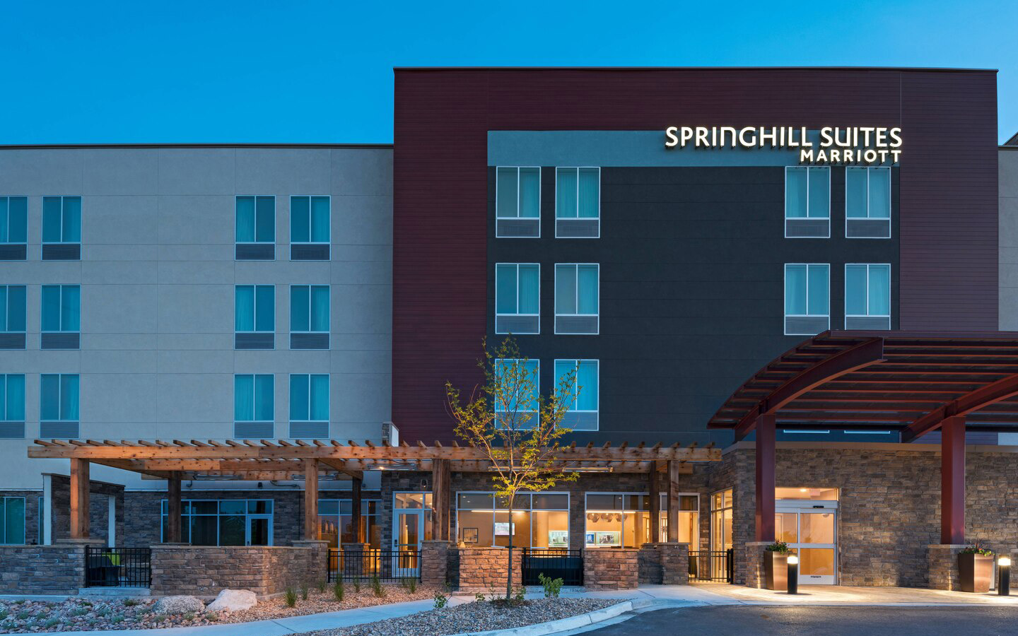 Marriott Lakewood Springhill Suites